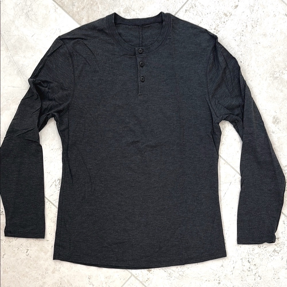 lululemon men’s 5-Year Basic Long Sleeve Henley, heathered black